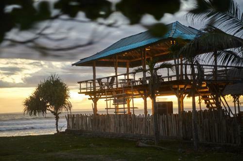 Hostal Padi Surf Villa Medewi