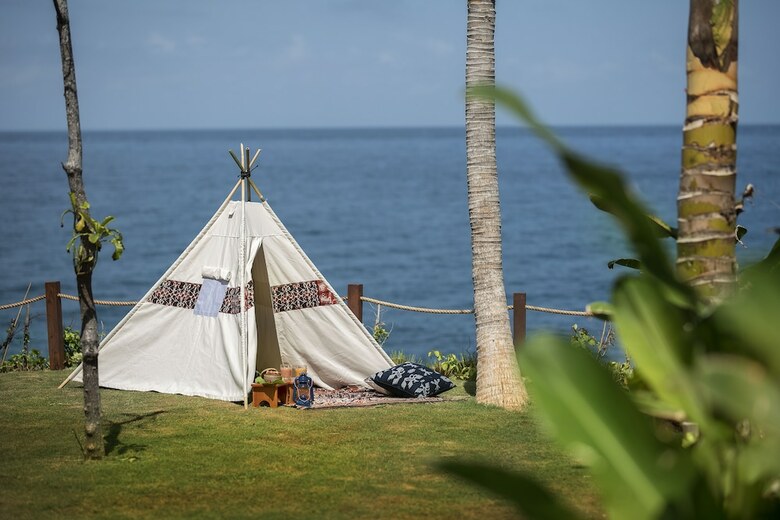 Hotel Lelewatu Resort Sumba