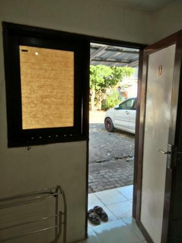 Hostal Kost 48 Surabaya