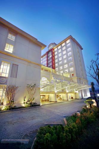 Hotel Grand Zuri Bsd City