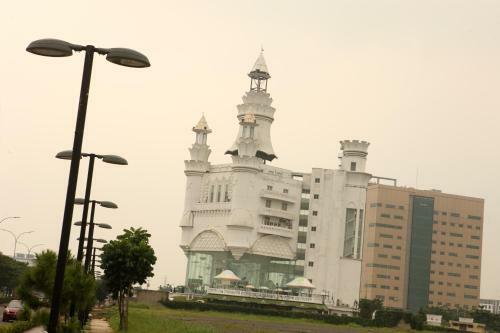 Amaris Hotel Serpong Tangerang