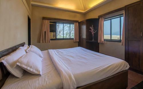 Villa Dazzle By Vista Rooms