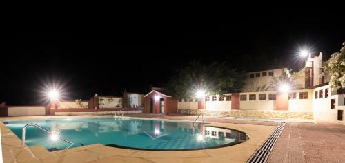 Villa Dazzle By Vista Rooms