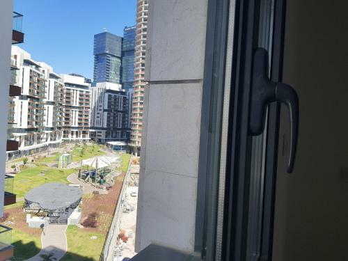 3 Bedrooms Luxury Apartment With Parking In Tlv
