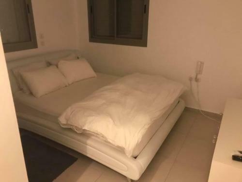 Tel Aviv Modern Apartment