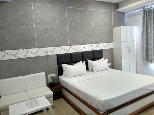 Hotel Chirag