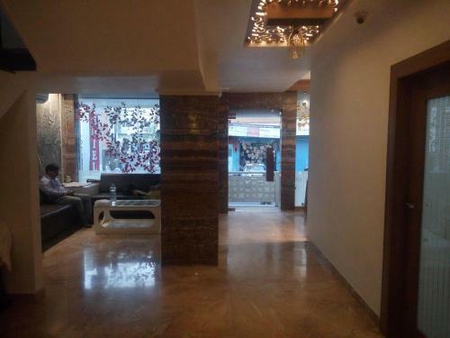 Hotel Chirag