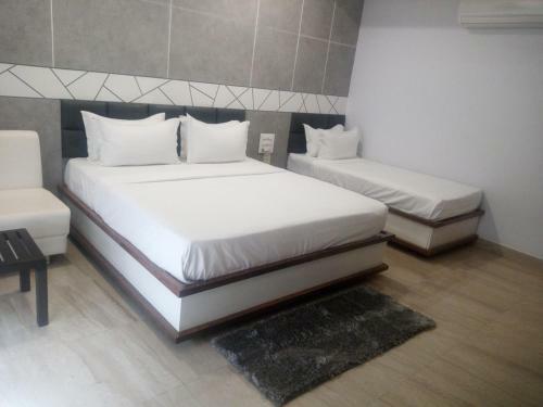 Hotel Chirag