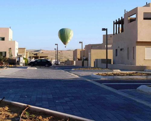 Yael Ashalim Solar Home