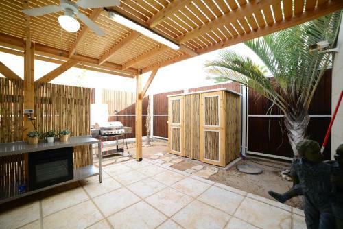 Hostal Garden Residence