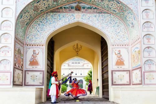 Hotel Bara Bungalow Kalwar, Jaipur - A Rosakue Collection