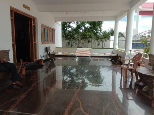 Hotel Esakki Highview Resorts