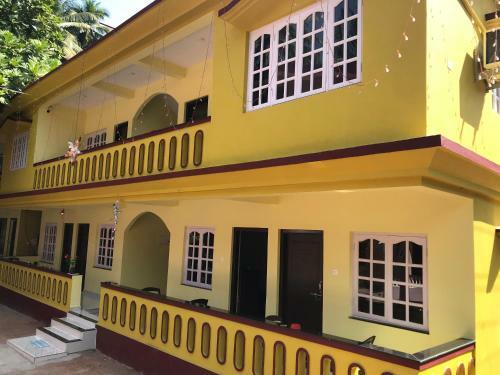 Hostal All Seasons Guest House