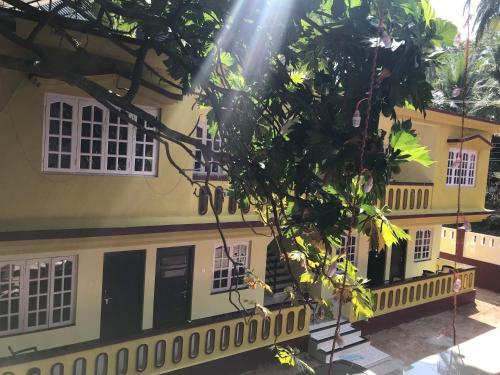 Hostal All Seasons Guest House