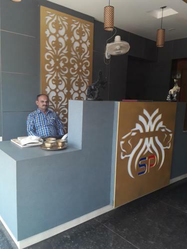 Hotel Subam Palace