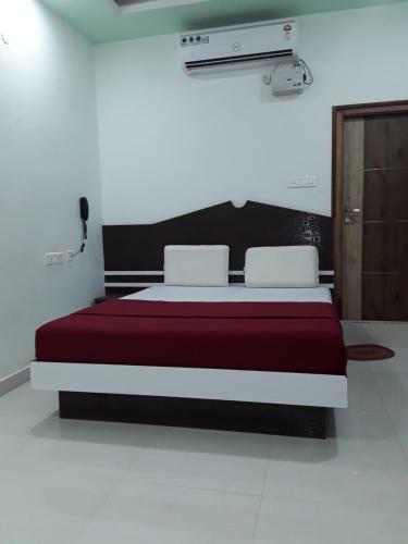 Hotel Subam Palace