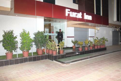 Hotel Furat Inn