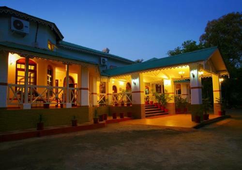 Hotel Mpt Champak Bungalow, Pachmarhi