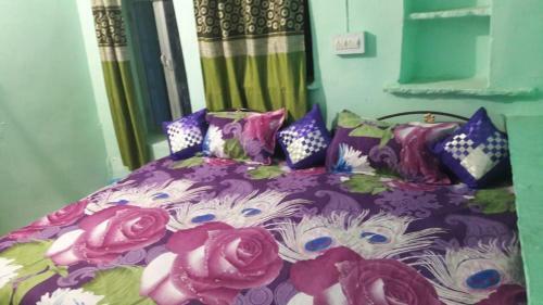 Hostal Bhavyam Homestay &cafe Backpackers Ko