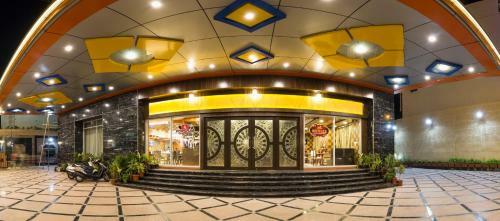 Hotel Benzz Park
