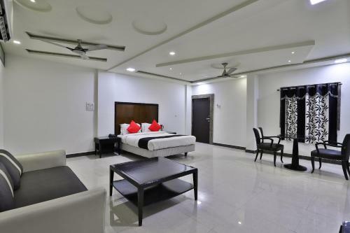 Capital O 38140 Hotel Sukun