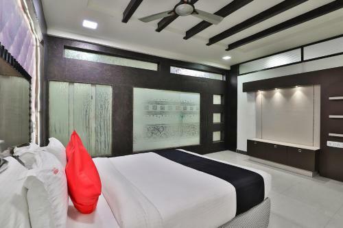 Capital O 38140 Hotel Sukun