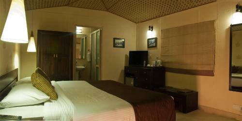Hotel Aamod At Shoghi