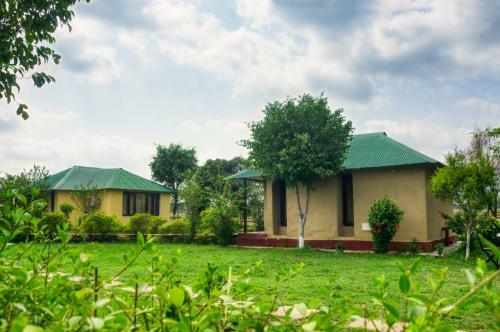 Hotel Tusk And Roar Corbett Resort