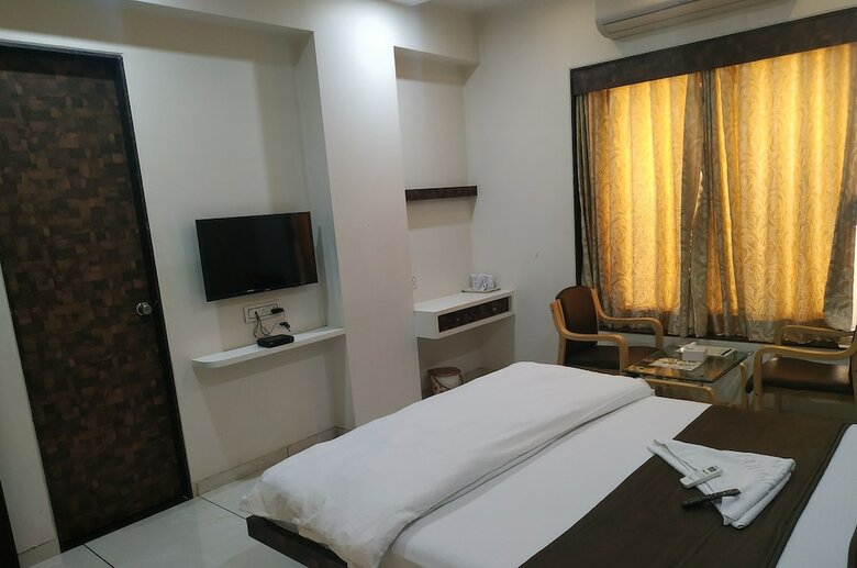 Hotel Fun City