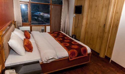 Hotel Subash International