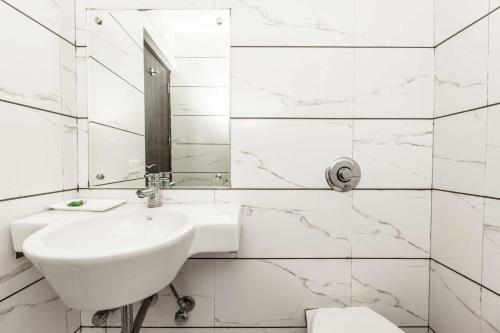 Hotel Subash International