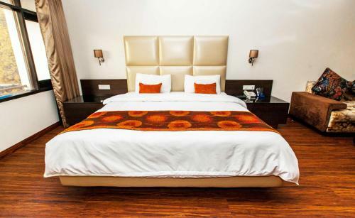 Hotel Subash International