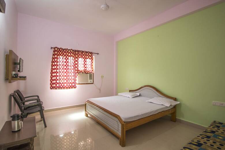 Hotel Aashirwad Guest House