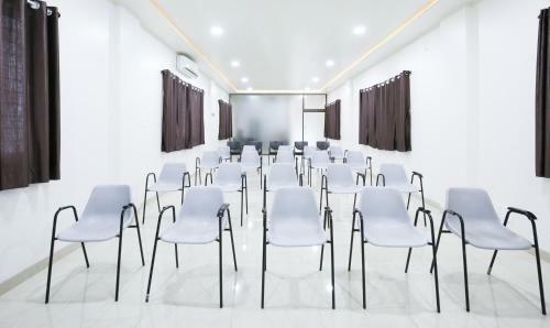 Hotel Treebo Trend Sunland Baramati