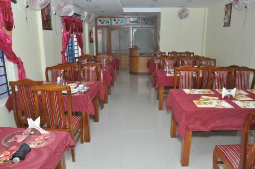 Hotel City Palace Residency