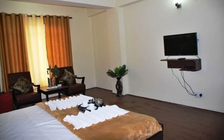 Hotel Zojila Residency