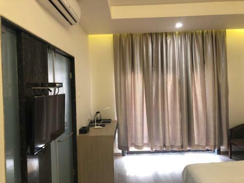 Hotel Sharanam