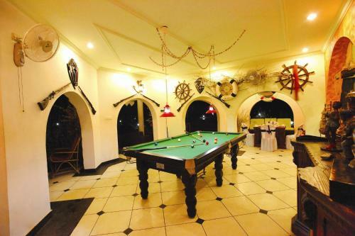 Hotel Emarald Resort