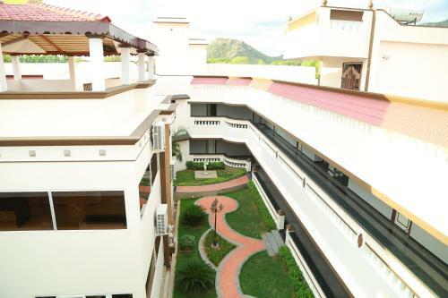 Athena Hotel
