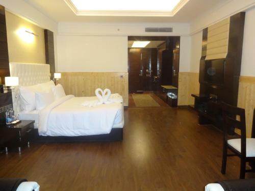 Hotel Dhroov