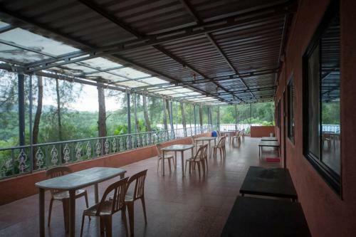 Hotel Surya Shibir Resort