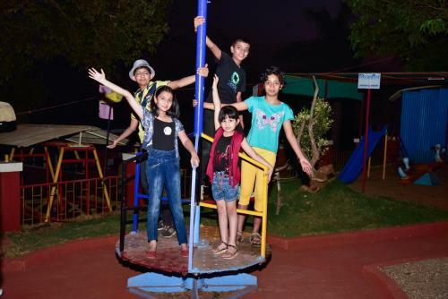Hotel Surya Shibir Resort