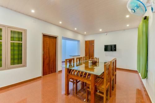 Apartamentos Elegant 2bhk House In Mananthavady