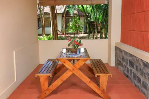 Hotel Kadkani River Resort
