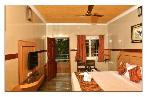 Hotel Gvs Residency