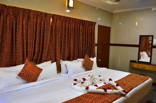 Hotel Gvs Residency