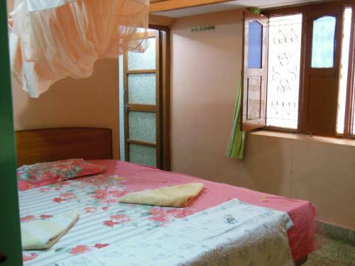 Hostal Rocky Guesthouse