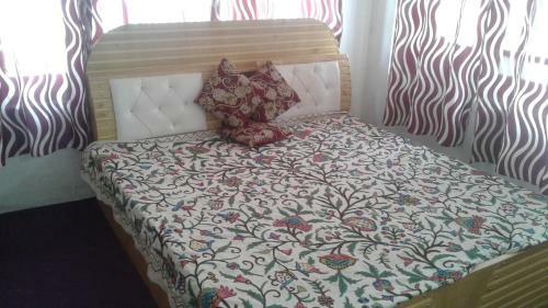 Hostal Alamdar Guest House