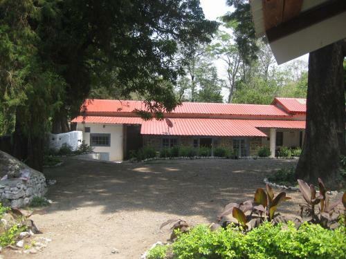 Hostal The Vergomont Holiday Home