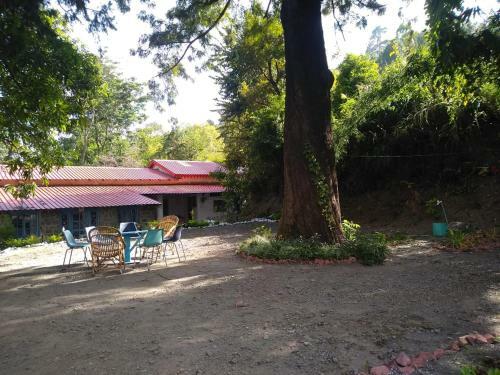 Hostal The Vergomont Holiday Home